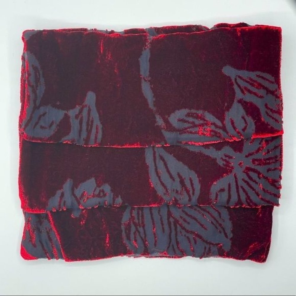 NEW Saldarini Luxurious Burnout Velvet & Silk Scarf  NWOT - Picture 6 of 12